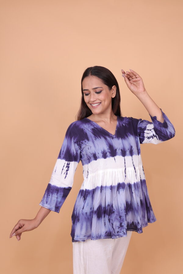 Indigo & White Tie-Dye Tunic Top with V-Neck and Flared Hem