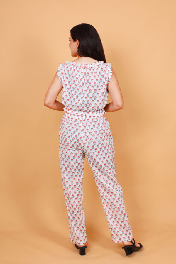 White Cotton Printed Co-Ord Set with Sleeveless Top & Pants - Image 5
