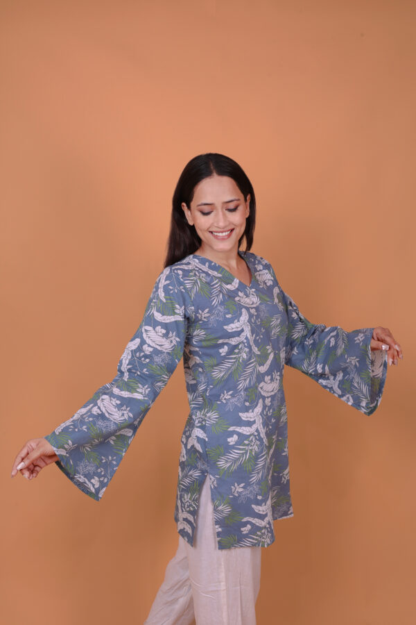 Floral Printed Kurta – gray V-Neck Long Sleeve Ethnic Tunic for Casual Wear - Image 5
