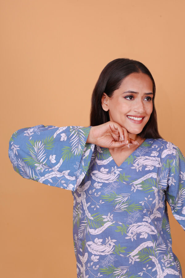 Floral Printed Kurta – gray V-Neck Long Sleeve Ethnic Tunic for Casual Wear - Image 4
