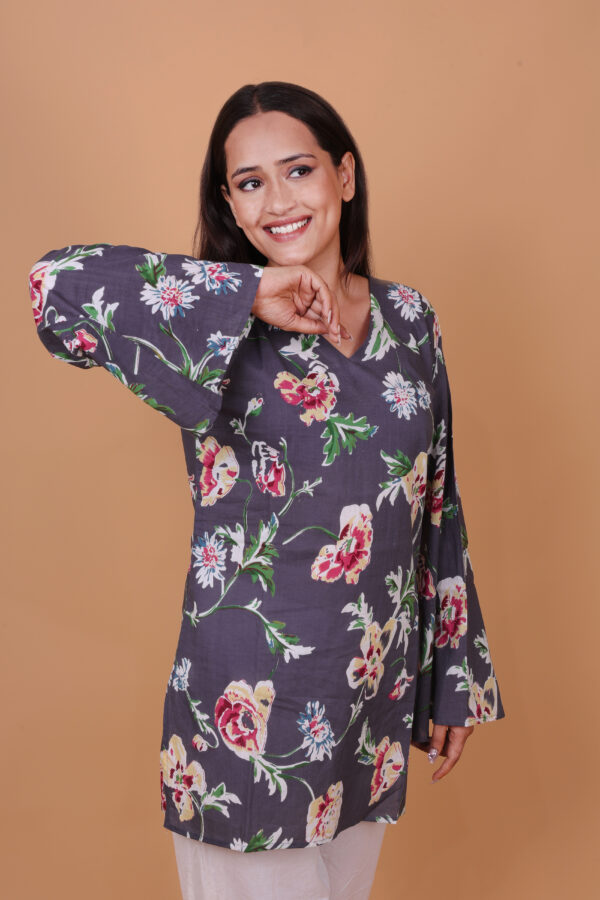 Floral Printed Kurta – Navy Blue V-Neck Long Sleeve Ethnic Tunic for Casual Wear - Image 4