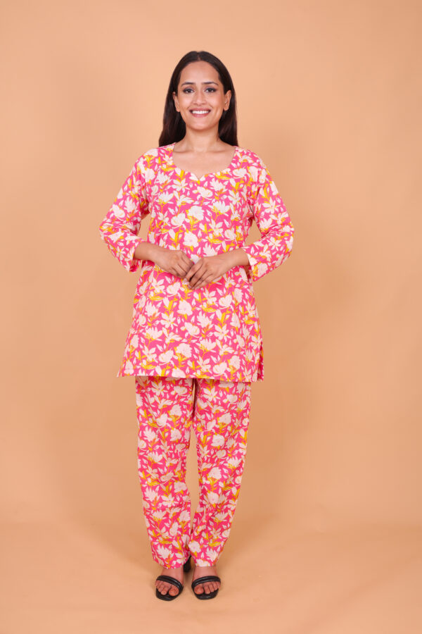 Pink Floral Print Cotton Kurta Set – Vibrant Ethnic Casual & Festive Wear - Image 2